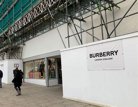 burberry factory outlet store uk